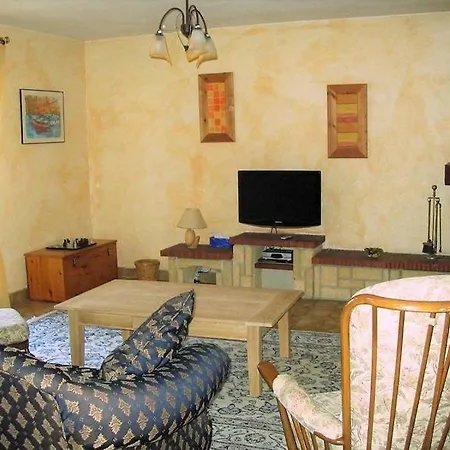 Villa 8col12 De Caractere Avec Piscine Prive *