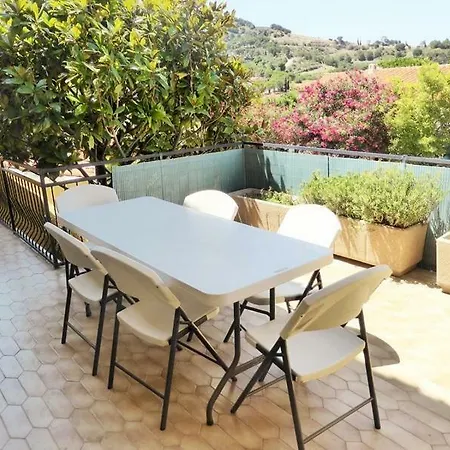 Villa 8col12 De Caractere Avec Piscine Prive Collioure